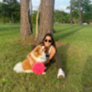 Meet your Posher, Lorena